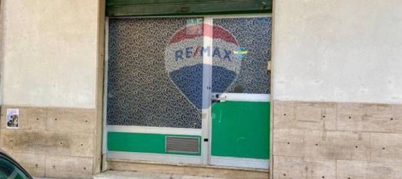 Коммерческая недвижимость 47м² в Палермо, Италия № 298227 10