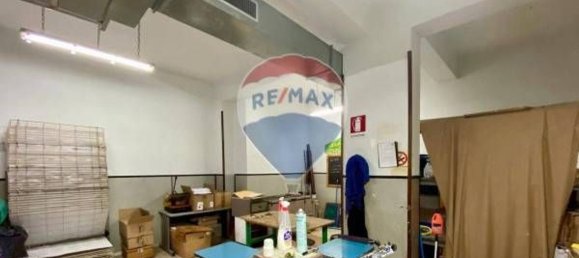 Коммерческая недвижимость 47м² в Палермо, Италия № 298227 4