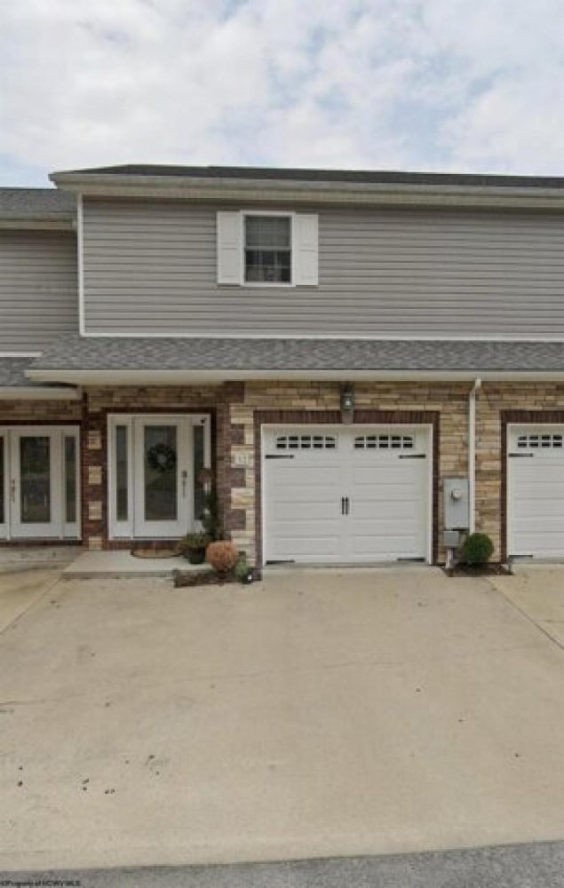 3 bedrooms House in Morgantown, USA No. 379058