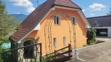 Дом с 7 комнатами в Клайн Занкт Пол, Австрия № 239261