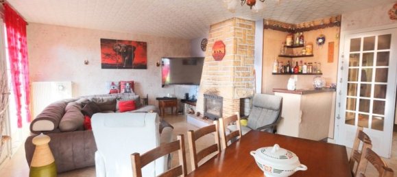 4 bedrooms House in Curtafond, France No. 202277 6