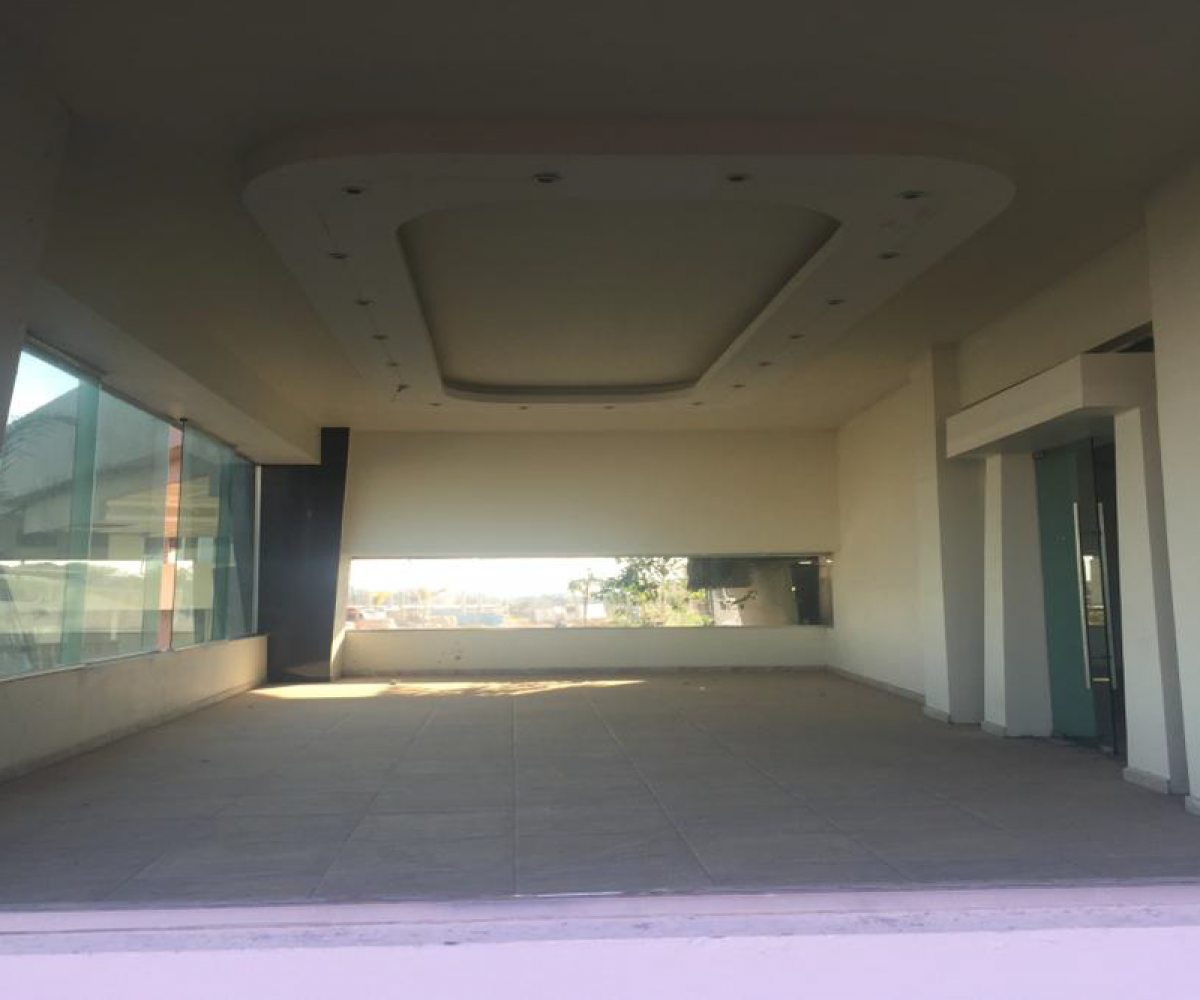 2000m² Building in Queretaro, Mexico No. 200897