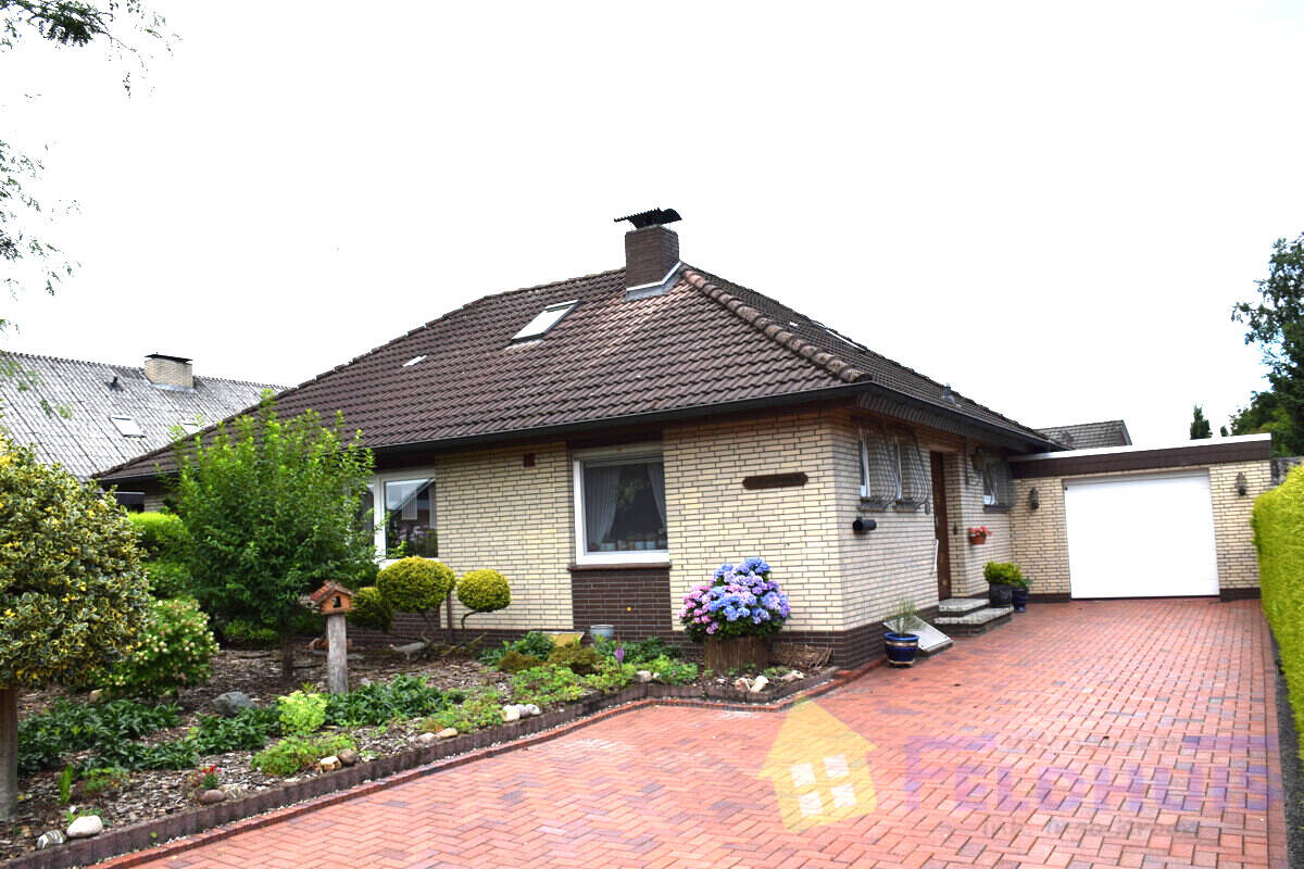 2 bedrooms Bungalow in Leer, Germany No. 243522