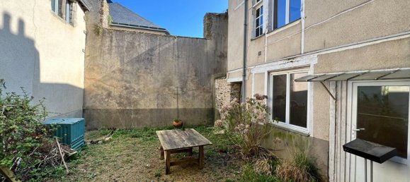 Casa de 4 dormitorios en Laval, France No. 360532 14