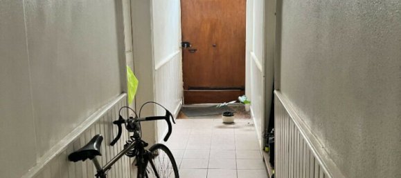 Casa de 4 dormitorios en Laval, France No. 360532 3