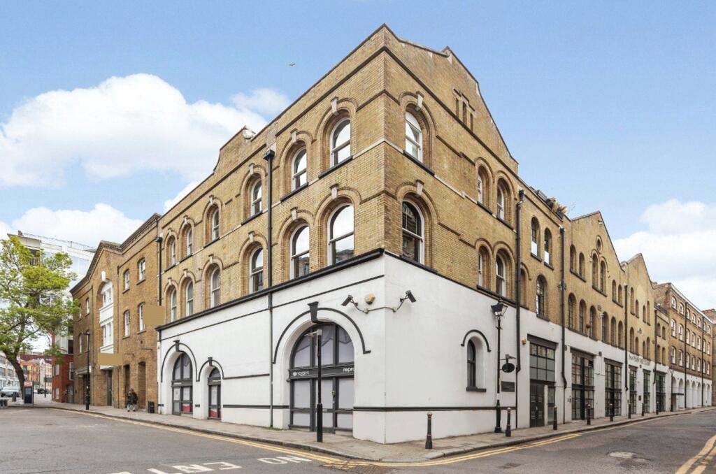 2 bedrooms Apartment in London, United Kingdom No. 3527