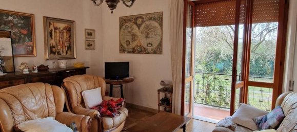 5 rooms Villa in Carrara, Italy No. 50914 6