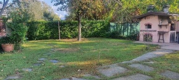 5 rooms Villa in Carrara, Italy No. 50914 2