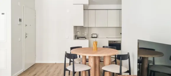 2 bedrooms Apartment in Lisbon, Portugal No. 12035 8