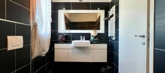 5-Zimmer Wohnung in Castellanza, Italy, Nr. 36836 24