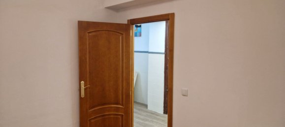 3 bedrooms House in Villanueva de la Serena, Spain No. 145775 4