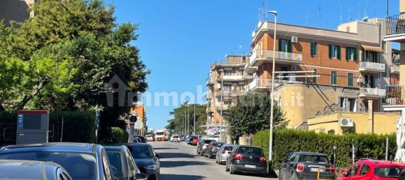 3 Schlafzimmer Wohnung in Rome, Italy, Nr. 222022 24