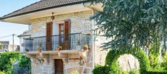 4 bedrooms House in Ourense, Spain No. 140481 9