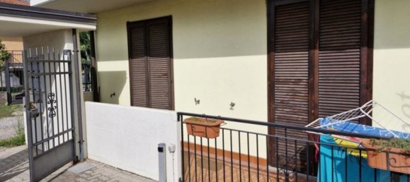 3غرفة شقة في Arsago Seprio, Italy رقم 3239 14