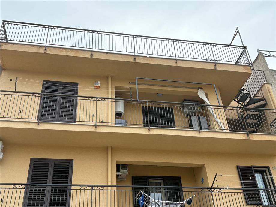 4 rooms Apartment in Casteldaccia, Italy No. 147178