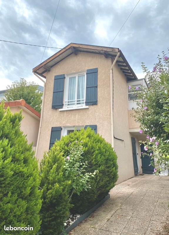 3 غرف نوم منزل في Rhone, France رقم 335382