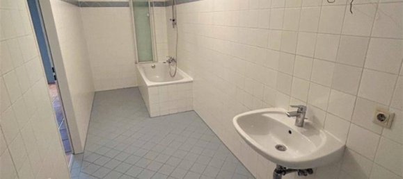 4-salle Appartement à Kaltenleutgeben, Austria No. 130955 10