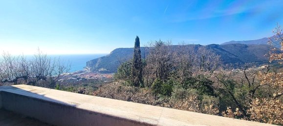 Дом с 5 комнатами в Финале Лигуре, Италия № 36983 28