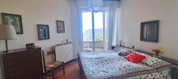 Дом с 5 комнатами в Финале Лигуре, Италия № 36983 13