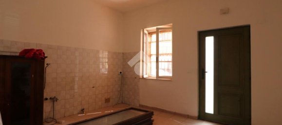 Дом с 2 спальнями в Мармироло, Италия № 353073 3