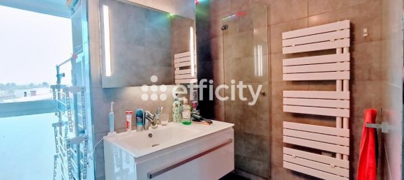 2 bedrooms Apartment in Poitiers, France No. 335905 8