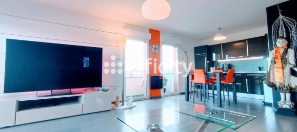2 bedrooms Apartment in Poitiers, France No. 335905 3