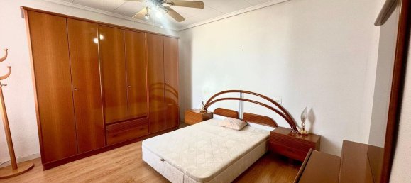 3 bedrooms Penthouse in Torrevieja, Spain No. 156679 16