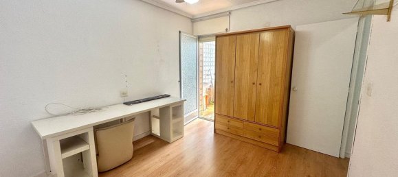 3 bedrooms Penthouse in Torrevieja, Spain No. 156679 4