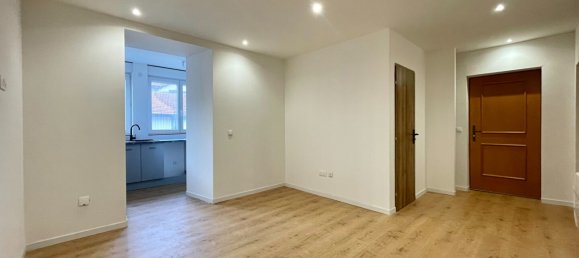 Apartamento de 2 dormitorios en Aumetz, France No. 54925 12