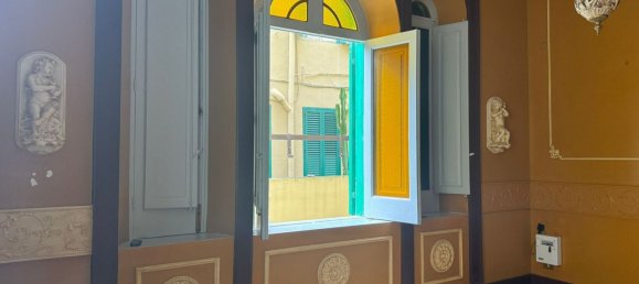 Квартира с 3 комнатами в Мессина, Италия № 63165 14