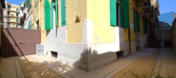 Квартира с 3 комнатами в Мессина, Италия № 63165 8