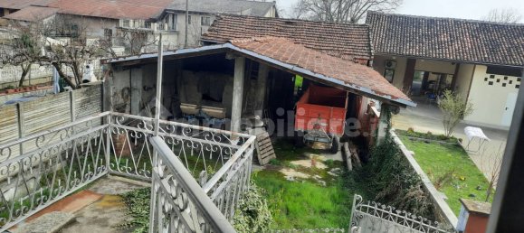 3 bedrooms House in Piscina, Italy No. 250830 4