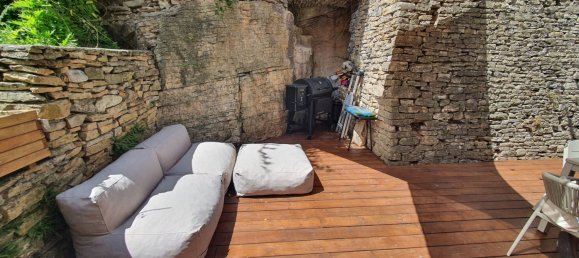 Dúplex de 2 dormitorios en Cremieu, France No. 346510 4