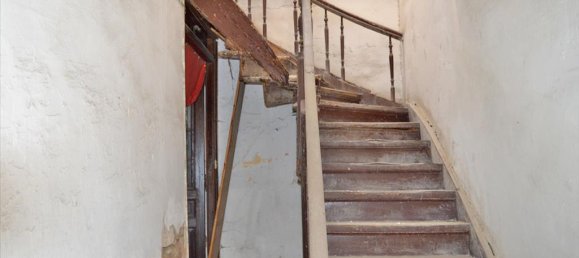 290m² Commercial property in Athens, Greece No. 7247 2