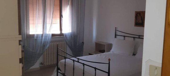 4 rooms Apartment in Civitanova Marche, Italy No. 7018 5