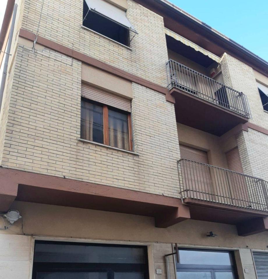 4 rooms Apartment in Civitanova Marche, Italy No. 7018