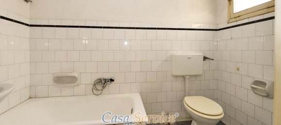 Casa de 5 habitaciónes en Matino, Italy No. 238080 8