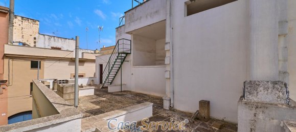 Casa de 5 habitaciónes en Matino, Italy No. 238080 12