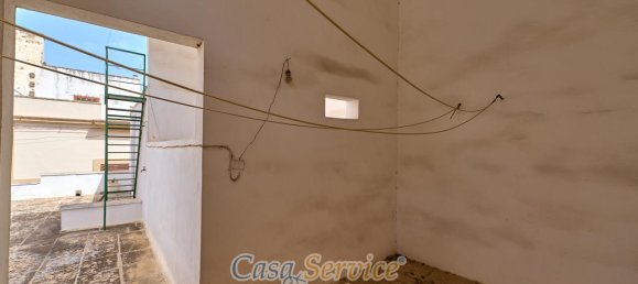 Casa de 5 habitaciónes en Matino, Italy No. 238080 22