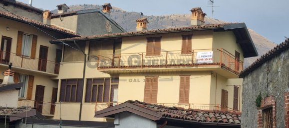 5 rooms House in Gandino, Italy No. 12819 9