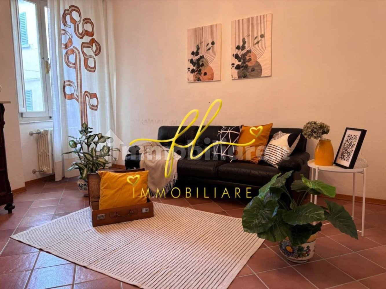 3 bedrooms Apartment in Volterra, Italy No. 44937