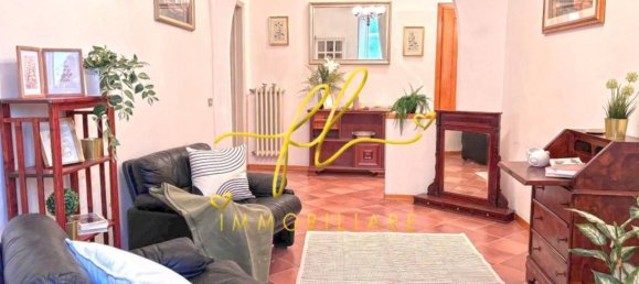 3 bedrooms Apartment in Volterra, Italy No. 44937 4