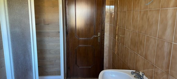 Apartamento de 3 dormitorios en Goito, Italy No. 359674 13