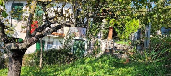 4 bedrooms House in Ponzone, Italy No. 106453 9