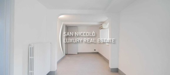 2 rooms Apartment in Florence, Italy No. 184635 8