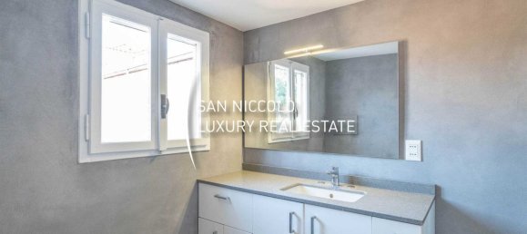 2 rooms Apartment in Florence, Italy No. 184635 9