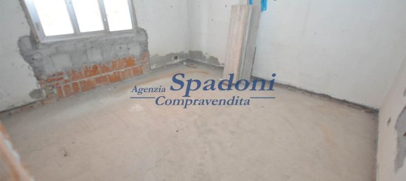6 rooms House in Ponte Buggianese, Italy No. 122580 5