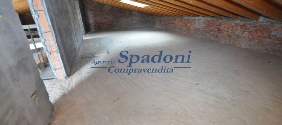 6 rooms House in Ponte Buggianese, Italy No. 122580 8