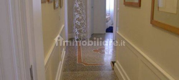 4 Schlafzimmer Wohnung in Santa Margherita Ligure, Italy, Nr. 263053 9