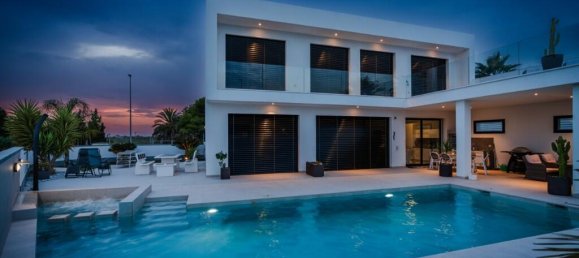 4 bedrooms Villa in La Marina, Spain No. 261790 12